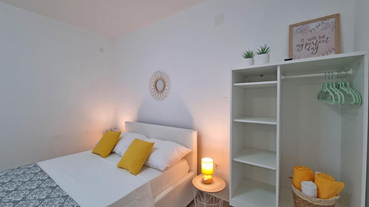 Apartmani Pavlovic 克尔克 外观 照片