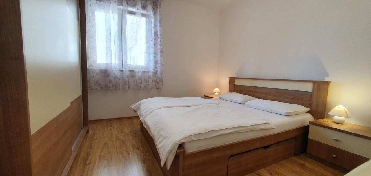 Apartmani Pavlovic 克尔克 外观 照片