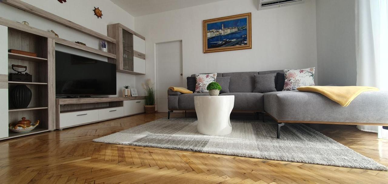 Apartmani Pavlovic 克尔克 外观 照片